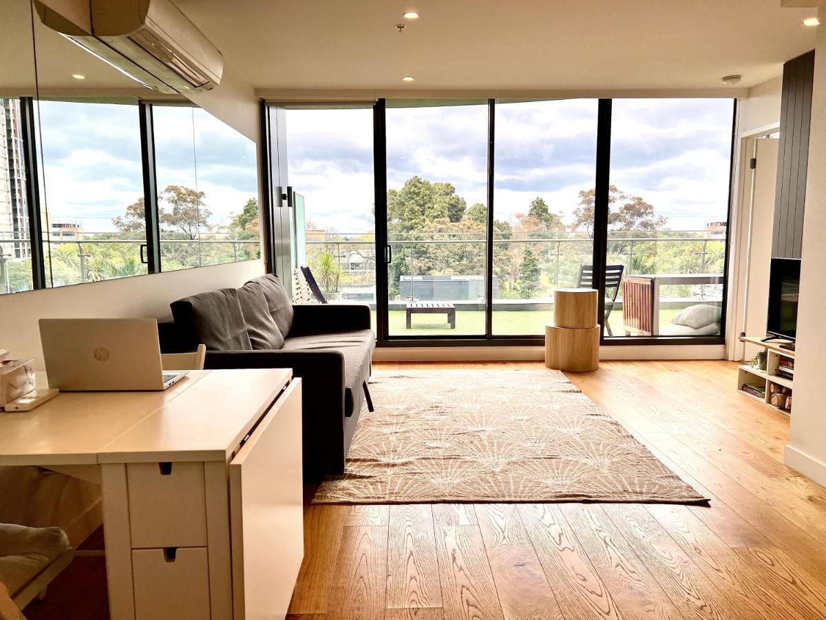 Readyset Apartments At Emerald Melbourne Eksteriør bilde